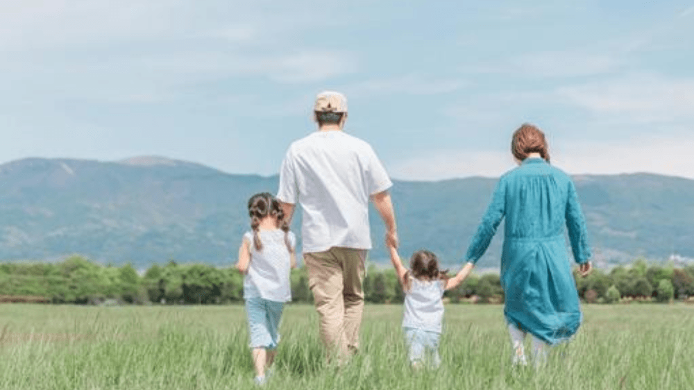 夏休み旅行の予算はいくらが適正?FPが家計とのバランスを解説